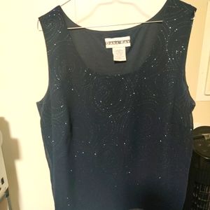 Women top sleeveless
